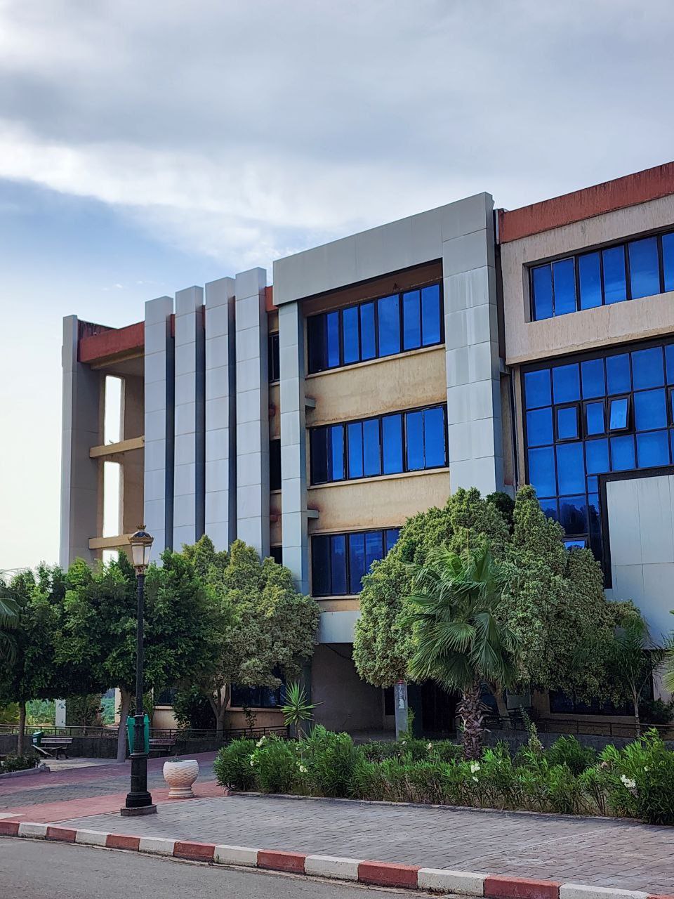 ESTIN Library